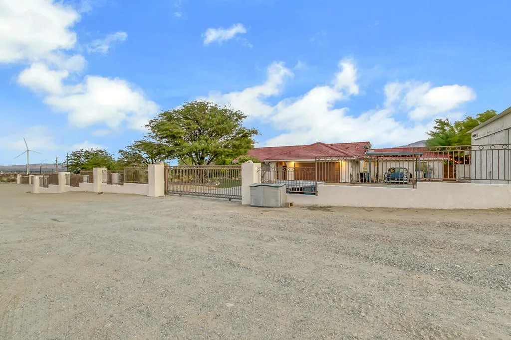 61895 Smoke Tree Road, Palm Springs, California 92258 home-pic-29